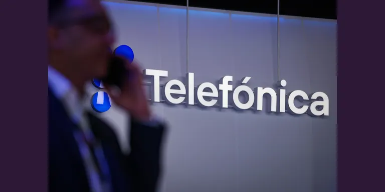 Telefónica anuncia als sindicats un ERO que afectarà set societats i que es començarà a negociar el 24 de novembre