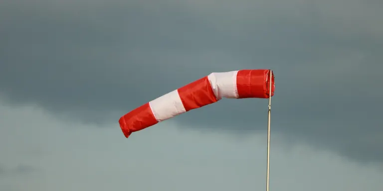 Protecció Civil activa les alertes Ventcat i Procicat per la previsió de forts vents i onatge aquest dijous