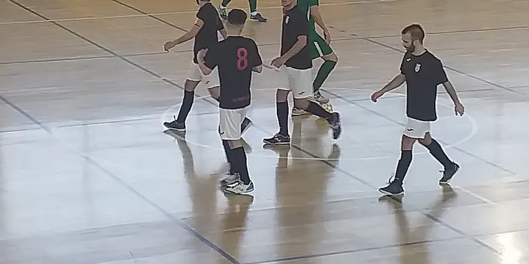 Cap de setmana negre per l’esport local; derrotes del futbol sala i el futbol