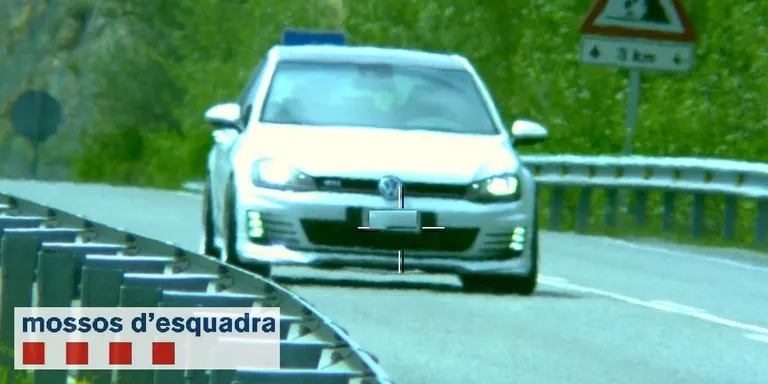 Denunciat un altre conductor andorrà per circular a 189 km/h a Peramola