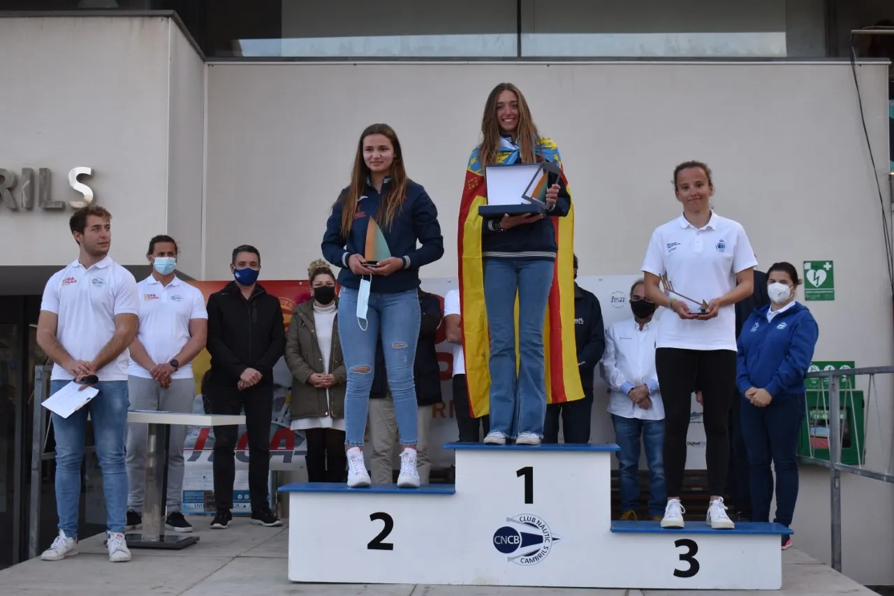 Irene de Tomás es proclama campiona de la Copa de España d'Ilca 4 disputada al CN Cambrils