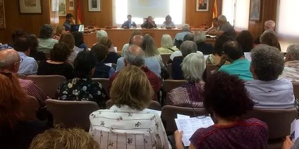 La Sala de Plens d’Altafulla queda petita en el 7è Memorial Manel Chiva Royo