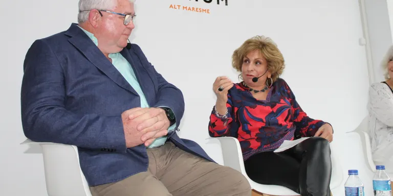 Òmnium Alt Maresme s'omple per la conferència sobre Puig Antich amb familiars i l'advocada Magda Oranich