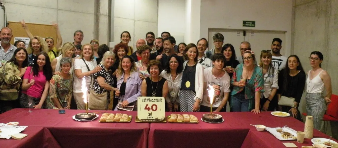 L’Escola d’Adults de Cambrils celebra amb una festa la cloenda del 40è aniversari