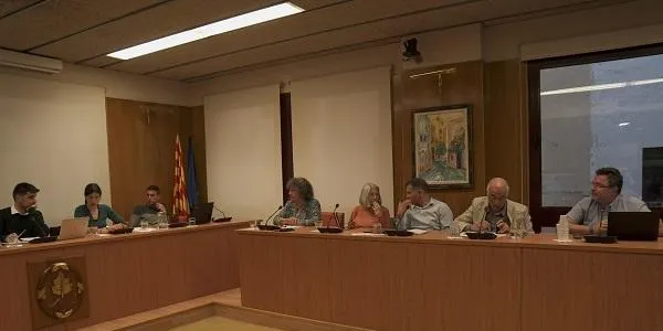 El ple ordinari de maig a l'Ajuntament d'Altafulla recupera l'EMC presentat a l'abril i hi afegeix la creació d'un càrrec de confiança