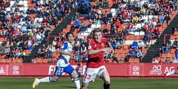 El poblenc Pol Domingo debuta amb el Nàstic en l’adéu a la Copa del Rei (1-3)