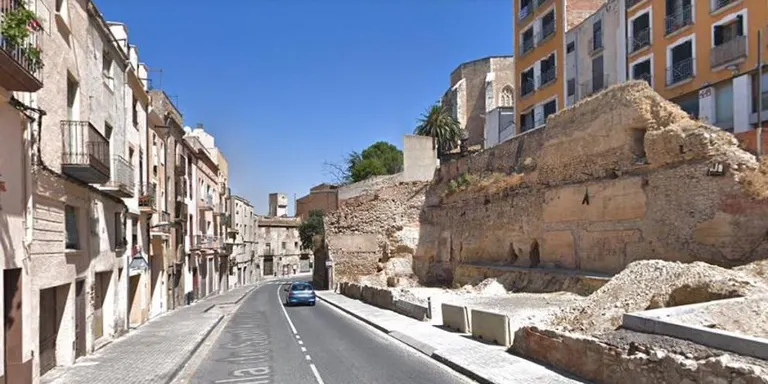 Tall de circulació a la muralla de Sant Antoni