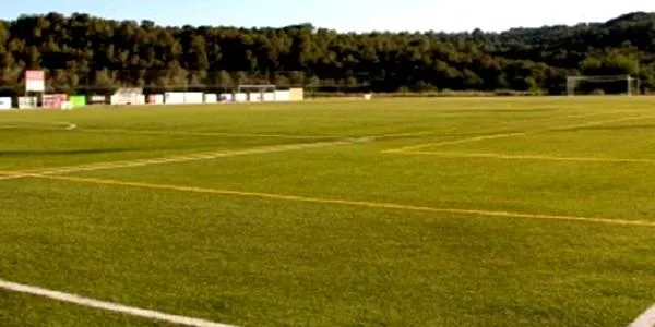 Un empat a 0 al camp del Gandesa dóna un cop de moral al Catllar