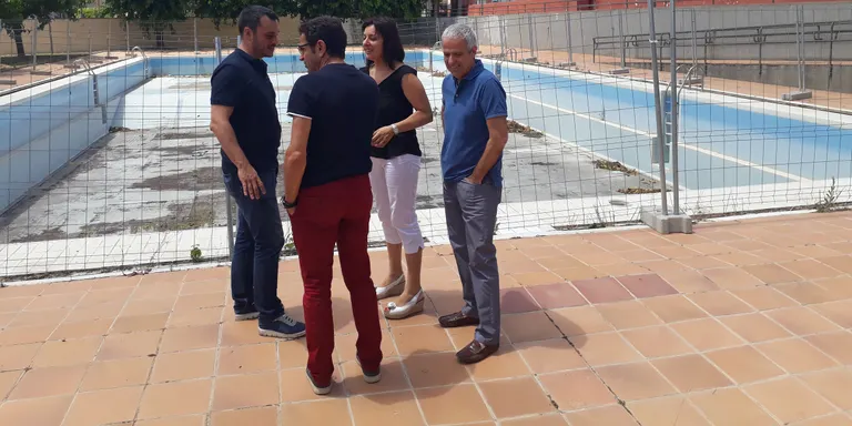 Nova vida a la piscina del Vilar després de 7 anys