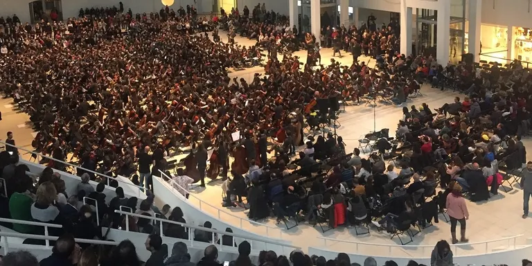Alumnes de l'Escola Municipal de Música de la Seu d'Urgell participen a la Trobada Fiddle