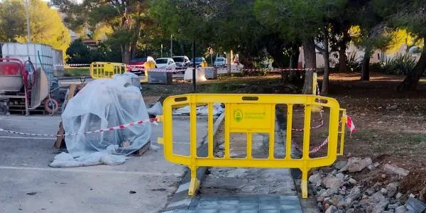 Es renova l’asfalt de diferents trams de la via pública d’Altafulla, es refan voreres i se’n millora l’accessibilitat