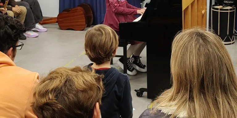 L'Escola de Música ofereix noves places per als seus cors i agrupacions