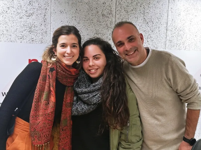 Nataxa Ruzafa i Irene Parrita, d'Obre els Ulls i Niñas de la Brecha fent cultura i parlant d'inquietuds a Rubí al Dia