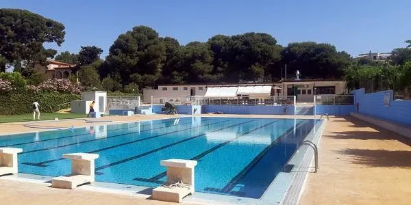 L’Ajuntament d’Altafulla preveu tirar endavant una remodelació integral de la piscina municipal