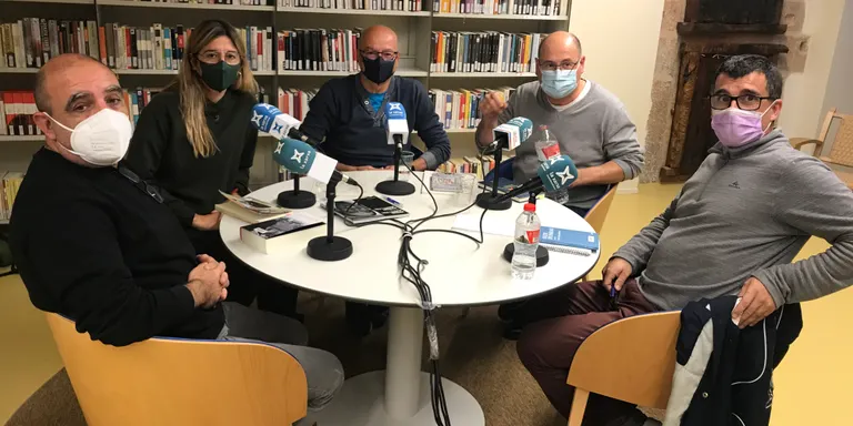 Poemes MMP Dijous 18/XI 2ª part – SEGONA PART - Biblioteca Maria Àngels Torrents