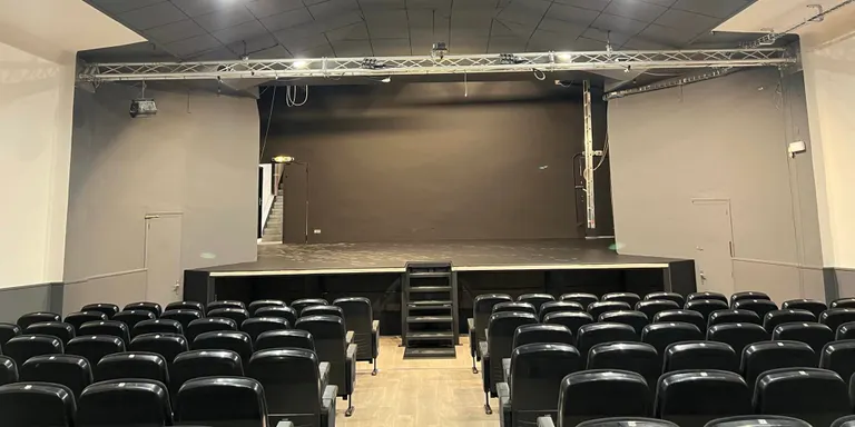 El Teatre del Casal de Cambrils, un dels equipaments beneficiats per les ajudes de la Diputació