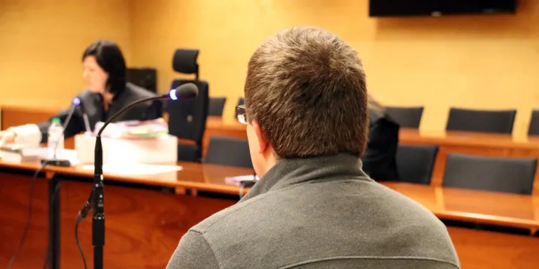 Jutgen un educador que s'enfronta a 30 anys de presó per abusar de tres nens a Llívia
