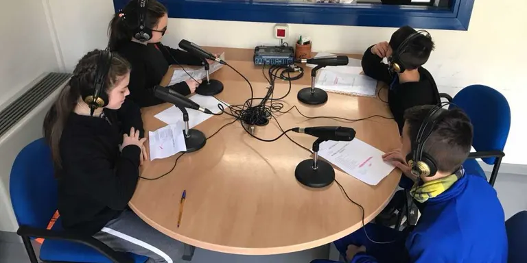 Ràdio Sió s'uneix a la celebració del Dia de la Poesia amb l'emissió de poemes durant tota la setmana