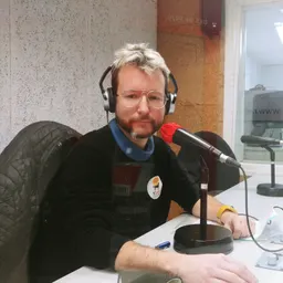 #100 - Teràpia assistida amb gossos pel bullying i més - episode art