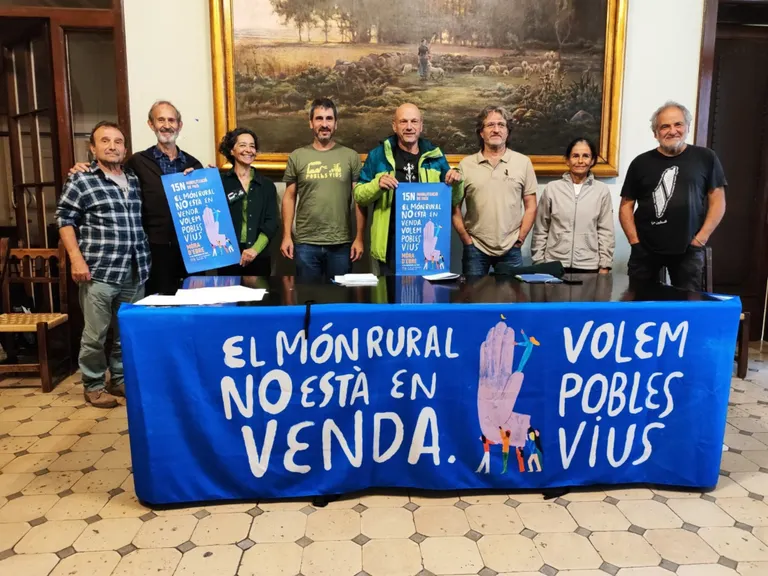 Mig centenar d'entitats es mobilitzen el 15 de novembre a Móra d'Ebre contra "la destrucció dels espais rurals"