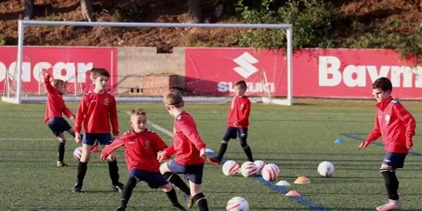 El futbol base del Nàstic torna a posar-se en marxa