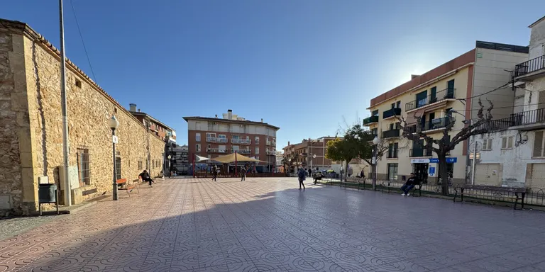S'ampliarà la zona de jocs de la plaça Mossèn Joaquim Boronat