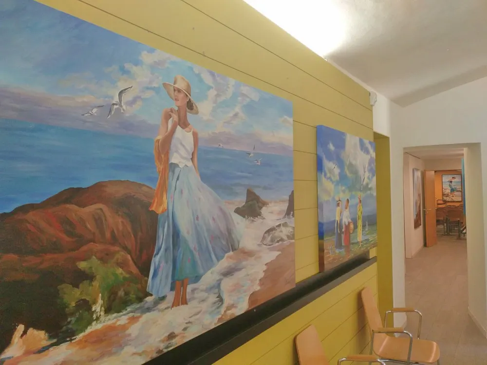 S'inaugura l'exposició 'Marinas', de Marina Miranda, a Can Comas
