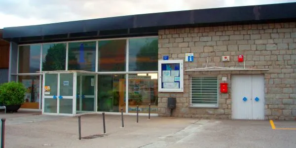 Les oficines de turisme de la Seu atenen prop d'11.000 turistes durant l'estiu
