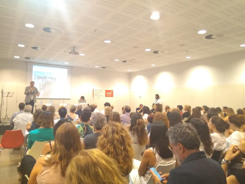 Prop de 150 persones assisteixen a la inauguració oficial del curs a la Biblioteca