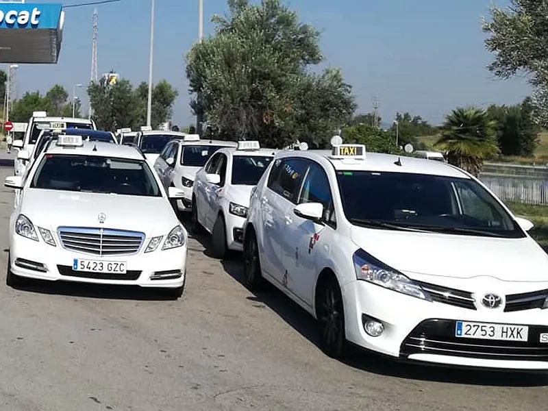 Foto: Radio Taxi Rubí (Facebook)