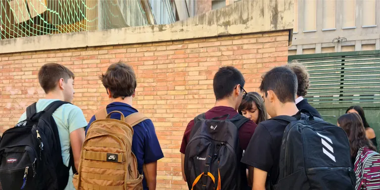 La Fundació Bofill denuncia que l’abandonament escolar a Catalunya està estancat i demana impulsar un pla de xoc