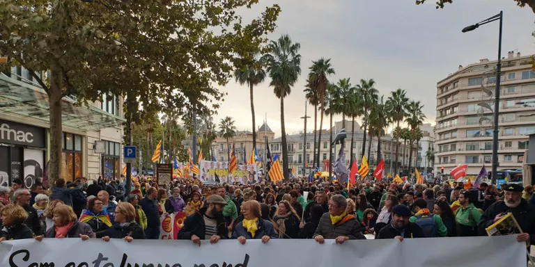 Organitzen un viatge en bus des de Cambrils fins a Perpinyà per celebrar la Diada de Catalunya Nord