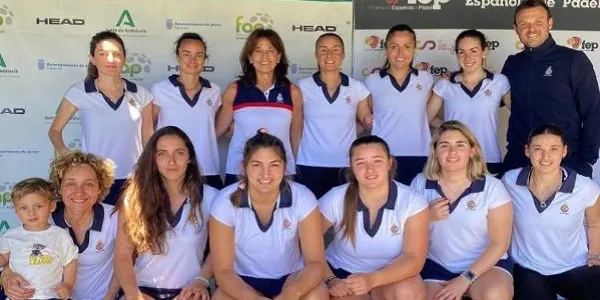 La palista Anna Ortiz es proclama campiona del Campionat d’Espanya per Equips de 2a Divisió amb el RCTB 1899