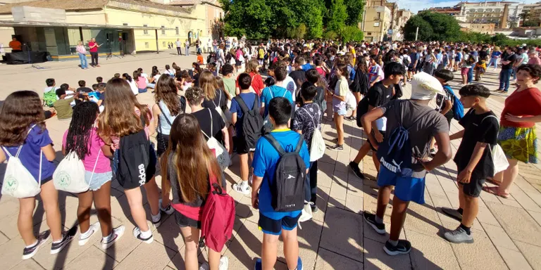 Escolars de Valls i l’Alt Camp participen en la sisena edició de la Vilaniuada