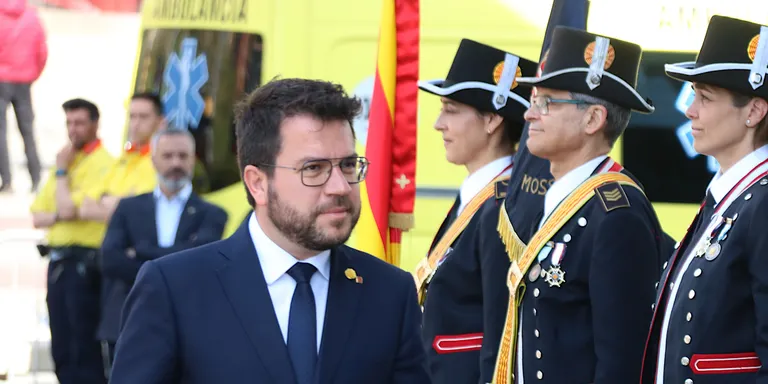 Aragonès tanca files amb els Mossos i es compromet a donar "un impuls sense precedents al cos"