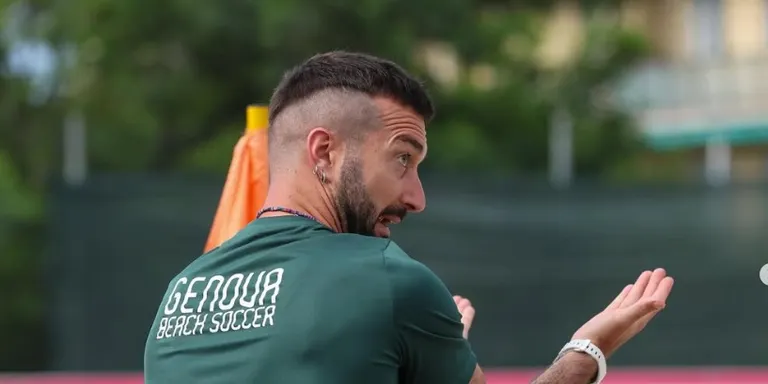 Llorenç Gómez inicia una nova etapa al Genova Beach Soccer
