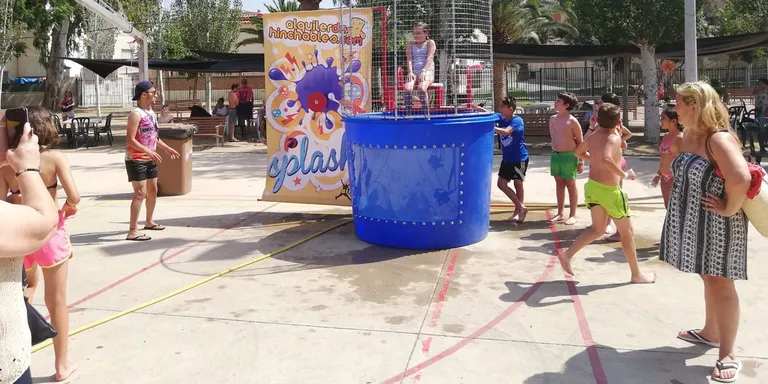 La Festa Major de Nou Cambrils, un concert solidari i un campionat de boxa, protagonistes del cap de setmana