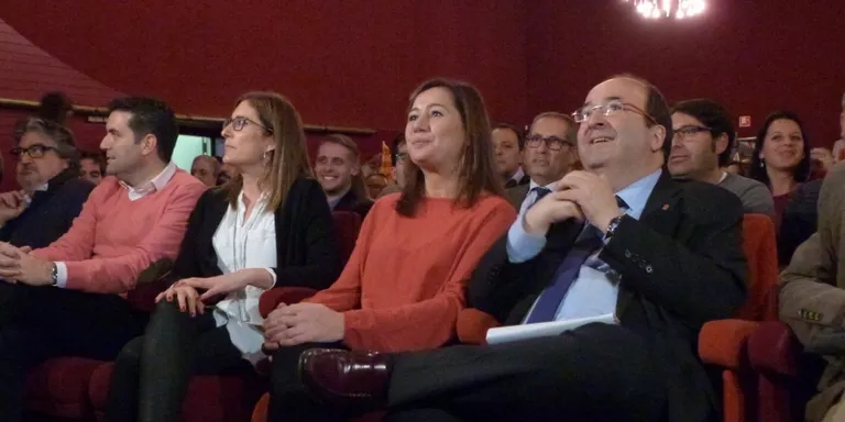 Miquel Iceta (PSC) presenta a Rubí el seu pla de xoc social
