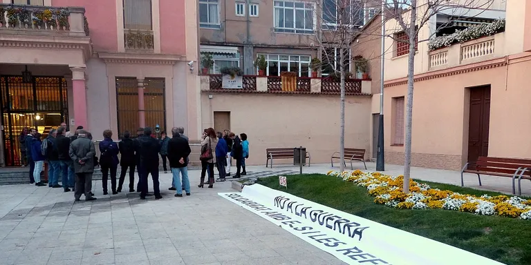 Rubí per la Pau denuncia la presència militar a espais educatius