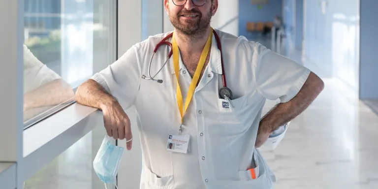 El Dr. Ramon Boixeda diu que la covid és una malaltia greu i demana comportament social
