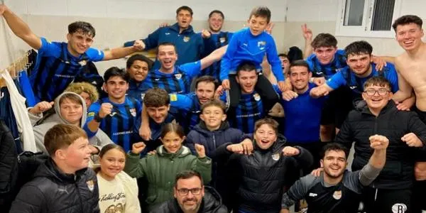 La Riera goleja el Vendrell i marca distàncies amb el descens (5-3)