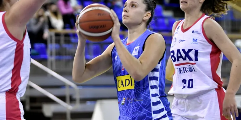 El Cadí La Seu s'endú la victòria davant el Baxi Ferrol (60-54) en la tornada al Palau d'Esports