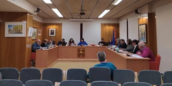 El Ple de l’Ajuntament d’Altafulla aprova l’últim EMC de l’any per fer front al condicionament de la platja