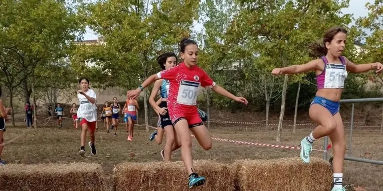 La Penya Apa Anem-hi torna sense podis del Campionat de Catalunya de Cros per equips