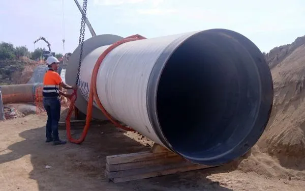 El CAT invertirà 4 MEUR en soterrar 400 metres de la canonada del minitransvassament de l’Ebre