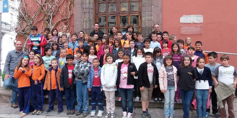 Els alumnes de 3r de l'Escola Albert Vives visiten l'Ajuntament