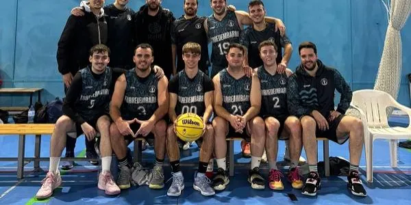 El Torredembarra BC exhibeix el seu arsenal ofensiu davant el CB L’Ametlla de Mar (79-106)