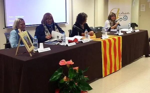 L’Ateneu de Dones d’Altafulla recull els seus 25 anys de trajectòria en un llibre commemoratiu