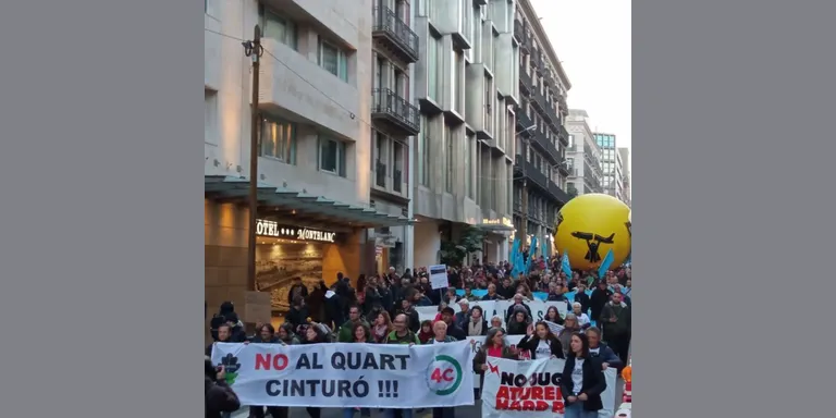 Campanya Contra el Quart Cinturó reclama que les inversions es focalitzin en el transport públic per evitar situacions com el 'caos' de Rodalies