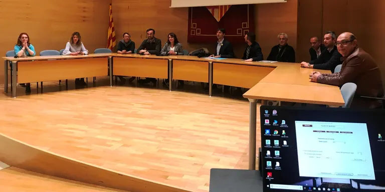 Un ple extraordinari celebrat dimarts va realitzar el sorteig de membres de les meses electorals de les eleccions municipals i eleccions europees del 26 de maig